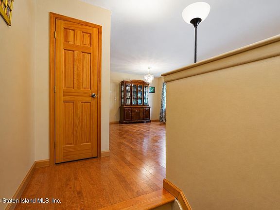 4th image of 80 Groton St