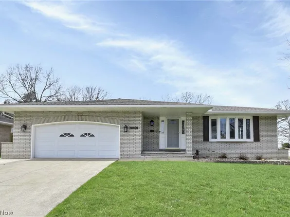 7350 Ames Rd, Parma, OH 44129
