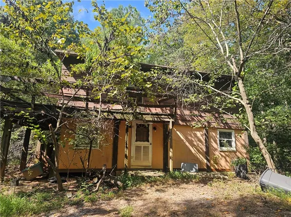 1394 Spring Place Rd, Rydal, GA 30171