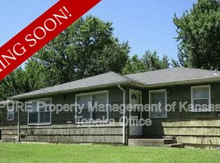 641 SW Oakley Ave, Topeka, KS 66606