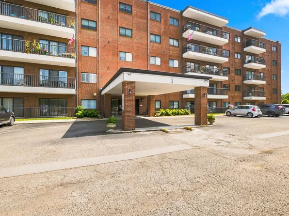 200 Sanders Ferry Rd APT 1303, Hendersonville, TN 37075