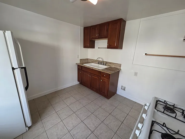 4628 York Blvd — Photo 8