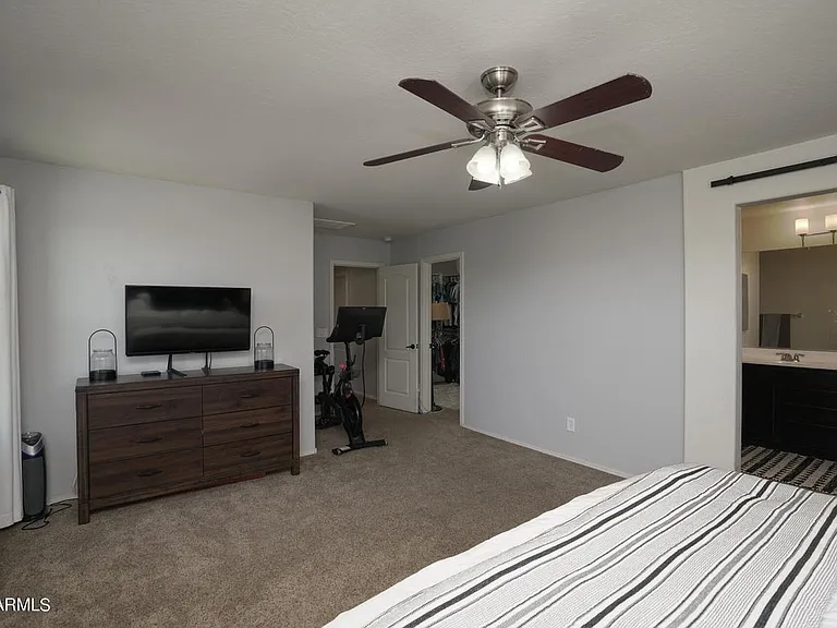 2884 S Hansen Dr — Photo 12