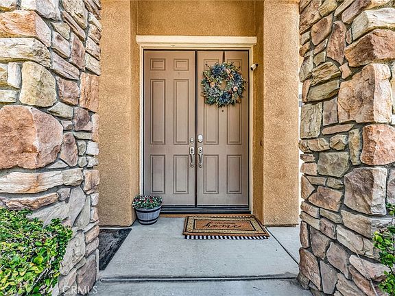 2nd image of 6874 Raspberry Ct