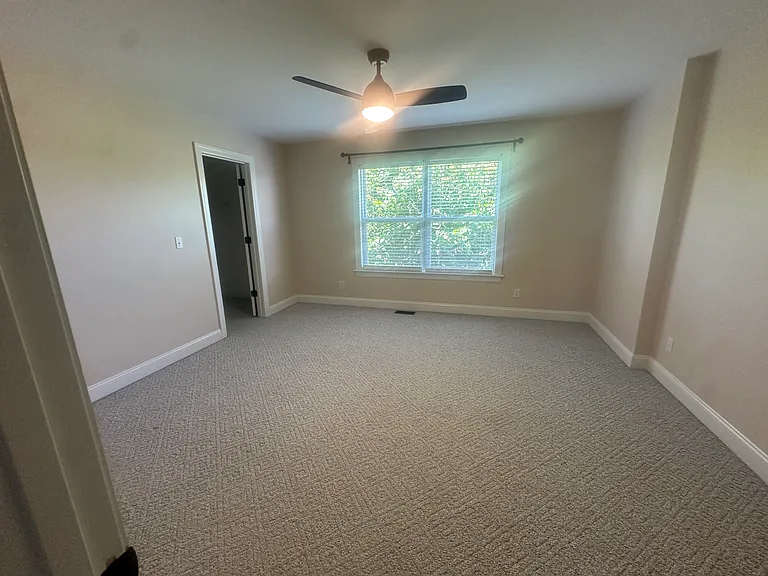 10 Brittany Ct — Photo 6