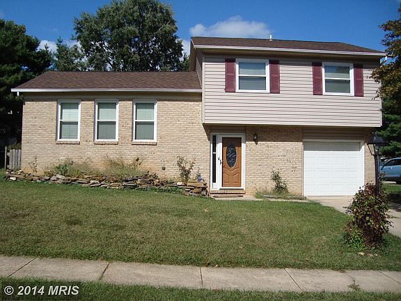 2nd image of 104 Bright Oaks Dr