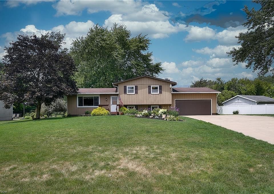 1st image of 13629 Sunflower Ave NW