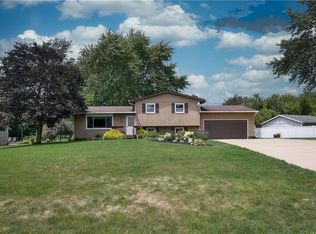 13629 Sunflower Ave NW, Mogadore, OH