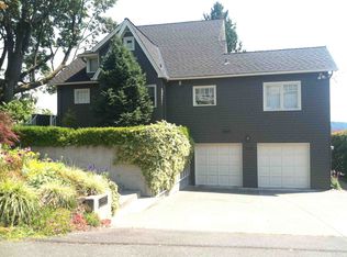11330 Lakeside Ave NE, Seattle, WA 98125