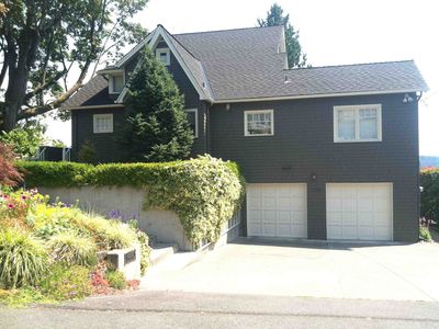 11330 Lakeside Ave NE, Seattle, WA, 98125