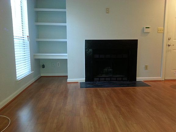 2nd image of 3901 Penderview Dr APT 1532