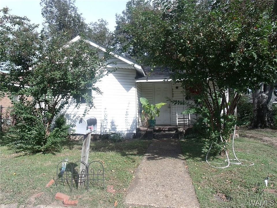 1st image of 2706 17th St