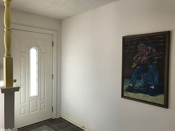 3rd image of 2212 Hobson Ave