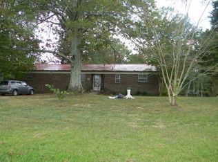 235 Wilson Mountain Rd, Falkville, AL 35622