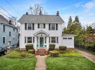 332 Arundel Rd, Rocky River, OH 44116