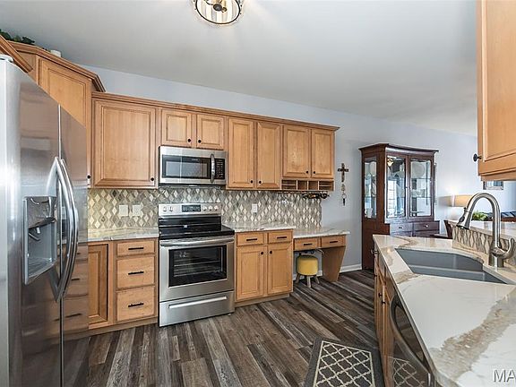 2nd image of 1507 S Old Highway 94 APT 308