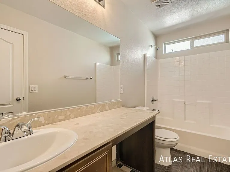 10601 Derby Peak Ln — Photo 10