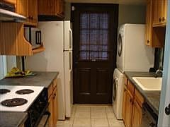 5th image of 1453 Lorilyn Ave