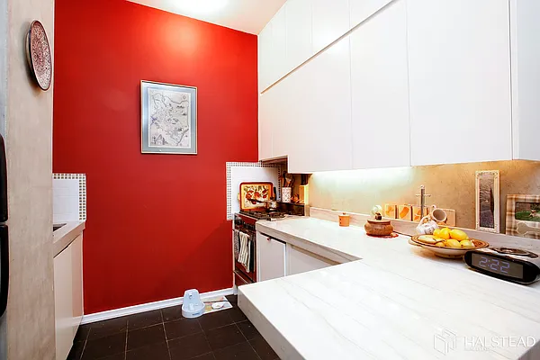 Rented by Halstead Real Estate | media 3