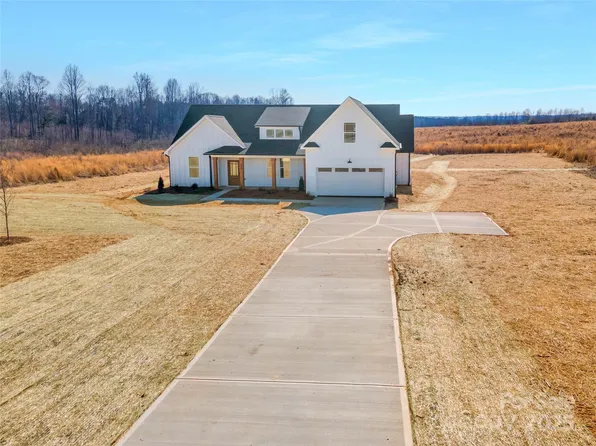 520 Shoal Rd, Lincolnton, NC 28092