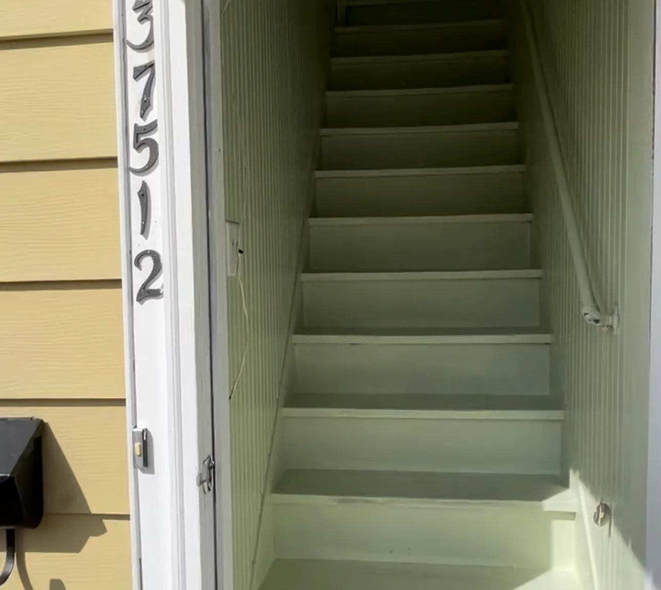 3 bed, 1200 sqft, $1,650 — Photo 3