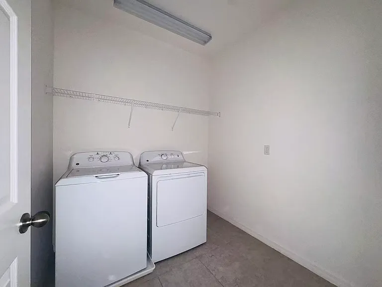 8166 Mosaic Ln — Photo 18