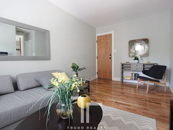 4th image of 2900 N Mildred Ave #29003B