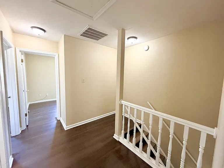 3937 Seeman Rd #1 — Photo 17