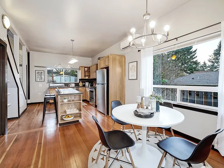 7731 38th Ave SW — Photo 5