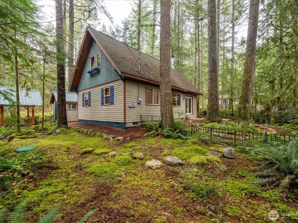 7480 Glacier Springs Drive, Deming, WA 98244