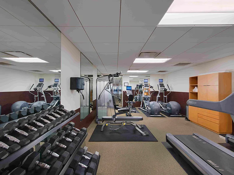 565 Penn Residences — Photo 20