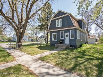 820 E Kemp Ave, Watertown, SD, 57201