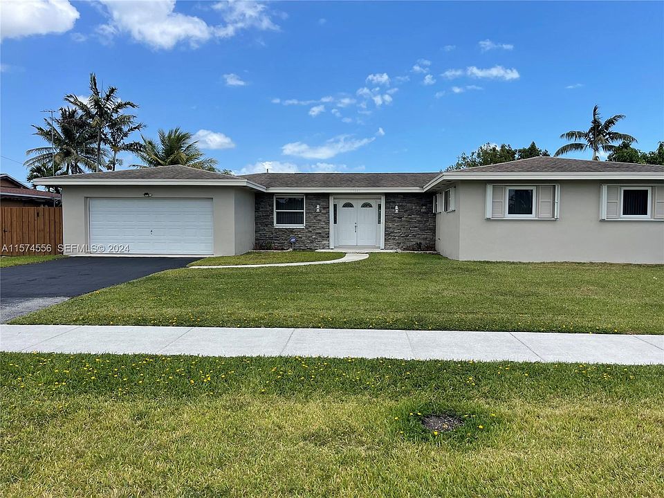 1st image of 15445 SW 99th Ct #1
