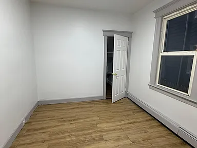 958 Grove St #2 — photo 2 of 6