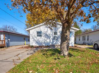 609 Sub, Muscatine, IA 52761