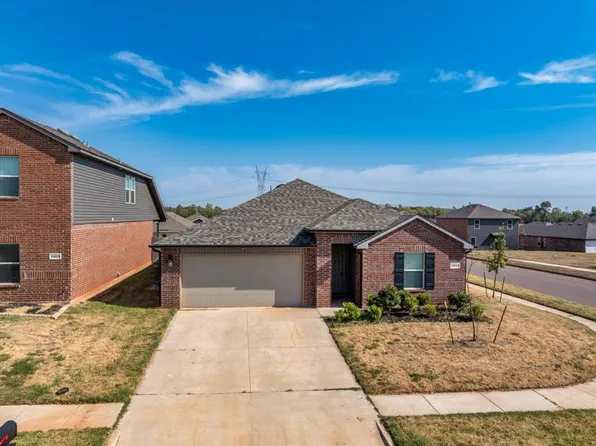 11601 SW 40th St, Mustang, OK 73064