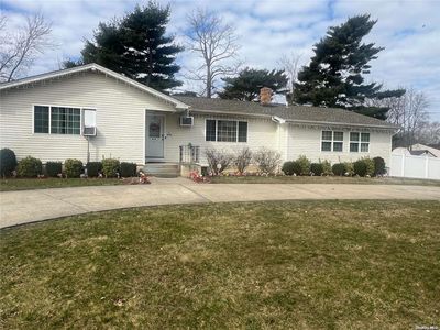 48 Violet Street, Central Islip, NY, 11722