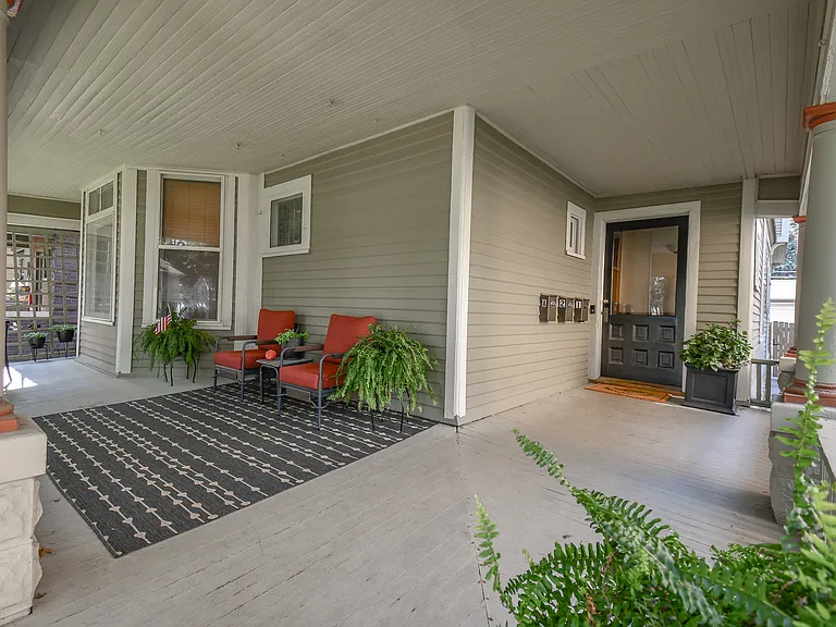 1717 D St #1 — Photo 4