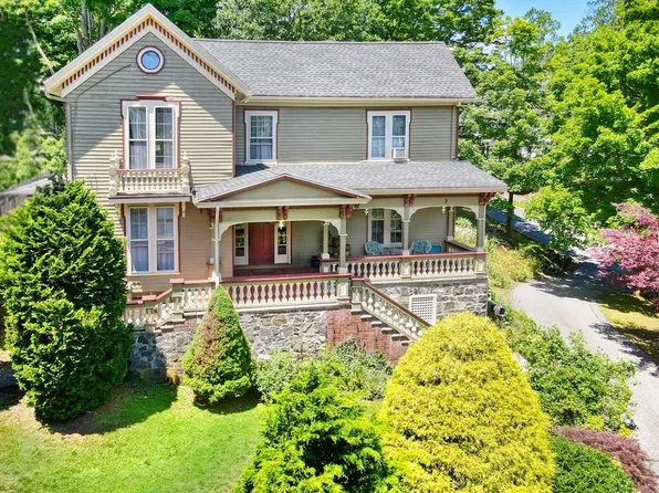 3 S Cedar Park, Melrose, MA 02176