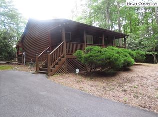 841 Hollyknoll Rd, Glade Valley, NC 28627