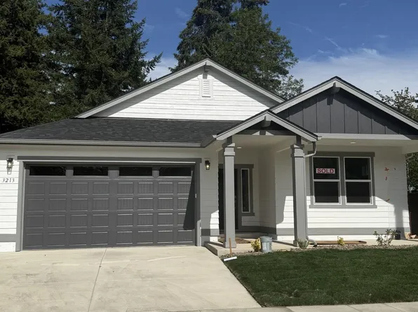 3213 S 13th St, Lebanon, OR 97355