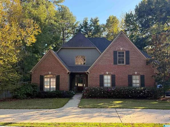 1395 Buckhead Rd, Vestavia, AL 35216