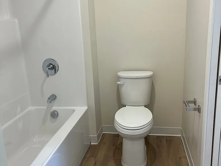 Unit 201 Bathroom
