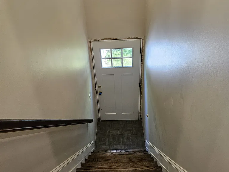 496 Alverson Ave #2 — Photo 6