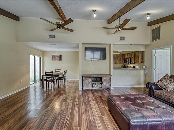 4th image of 1880 Crystal Lake Dr #42