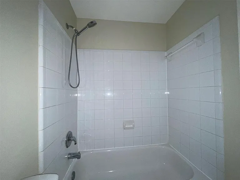 23807 River Place Dr — Photo 14