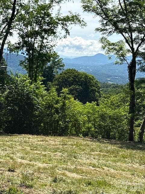 1st image of 38 Sleepy Hollow Dr