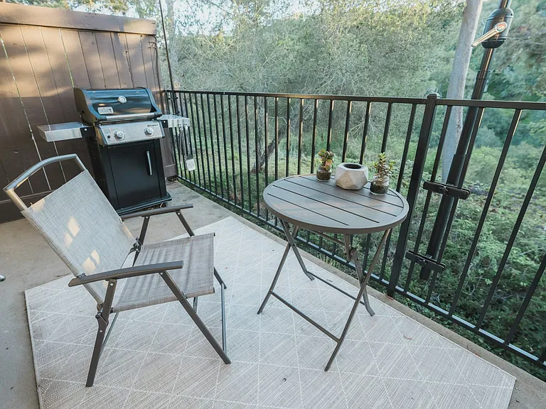 1031 Miramonte Dr #2 — Photo 37