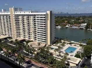The Pavilion Condominium, Miami Beach, FL 33140