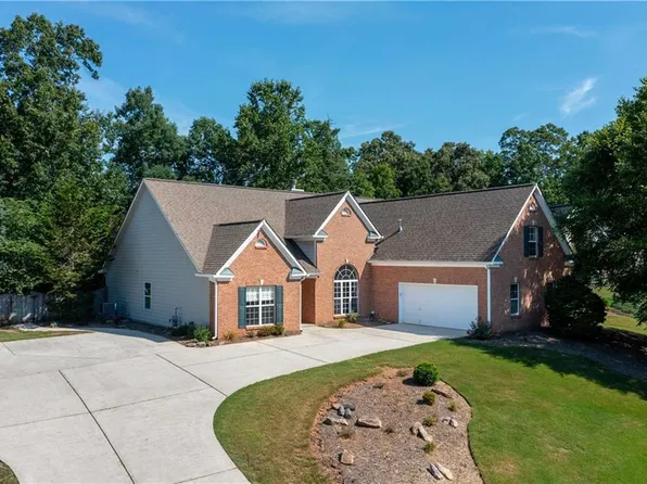 6310 Bluegrass Ln, Flowery Branch, GA 30542